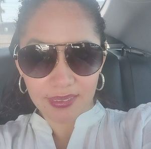 Meet your Posher, Carla